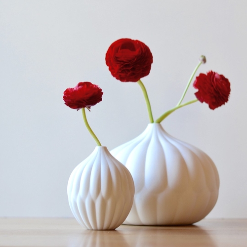 Collection of 3 Textured Porcelain Vases – Decorative and Elegant