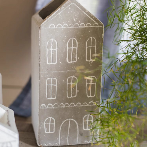 Minimalist TinyHome Clay Planters - Stylish & Durable Design