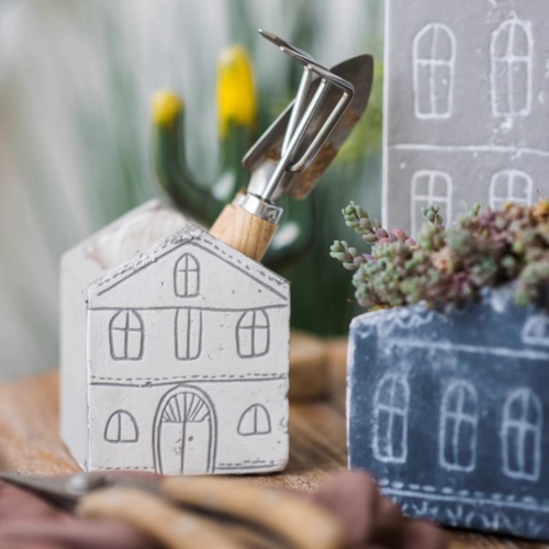 Minimalist TinyHome Clay Planters - Stylish & Durable Design