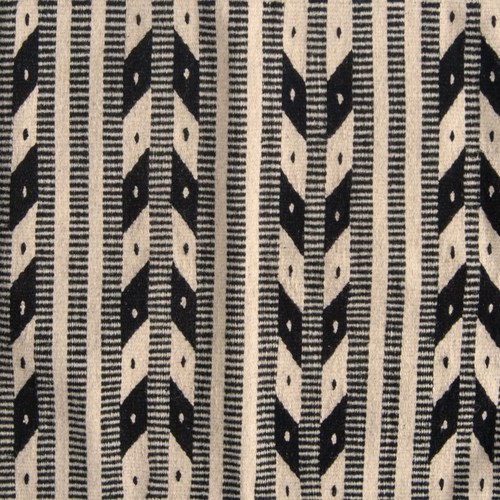 Neza Native American Rug with Arrows Design – Handwoven Wool
