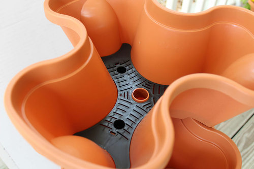 Nature's Distributing Stacking Planters - 5 Tier Self-Watering